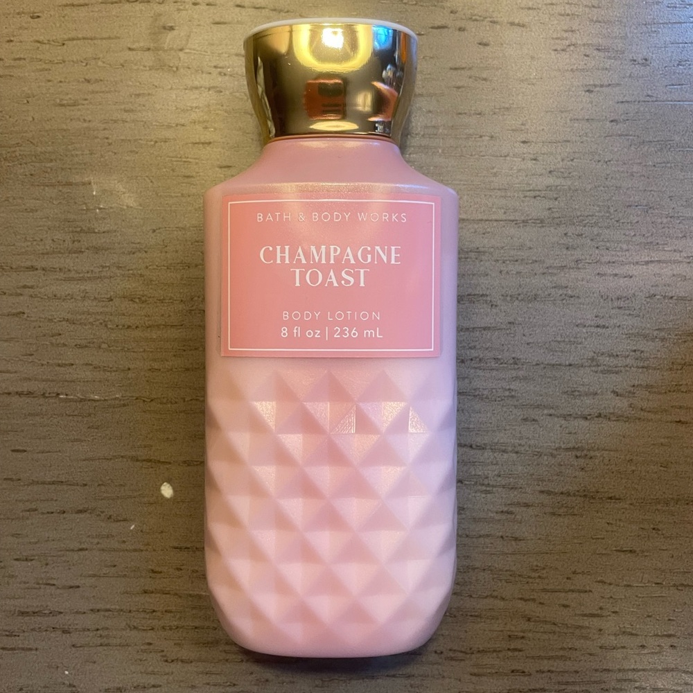 Bath and body, body lotion